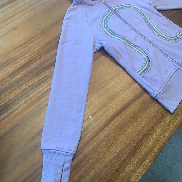 Lululemon Hoodie - Picture 8 of 9